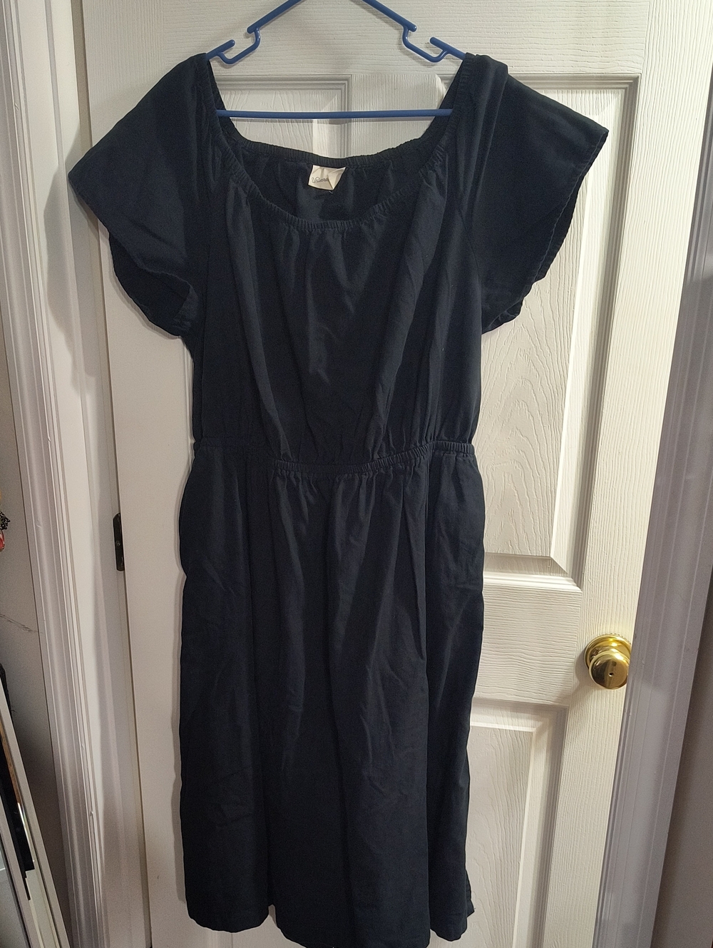 Universal Thread Black Midi Dress with Elastic Waist